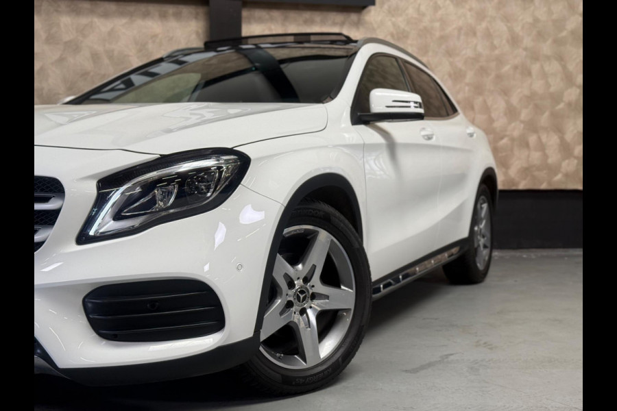 Mercedes-Benz GLA 180 Business Solution AMG | Pano | Navi | stoelverwarming | PDC.