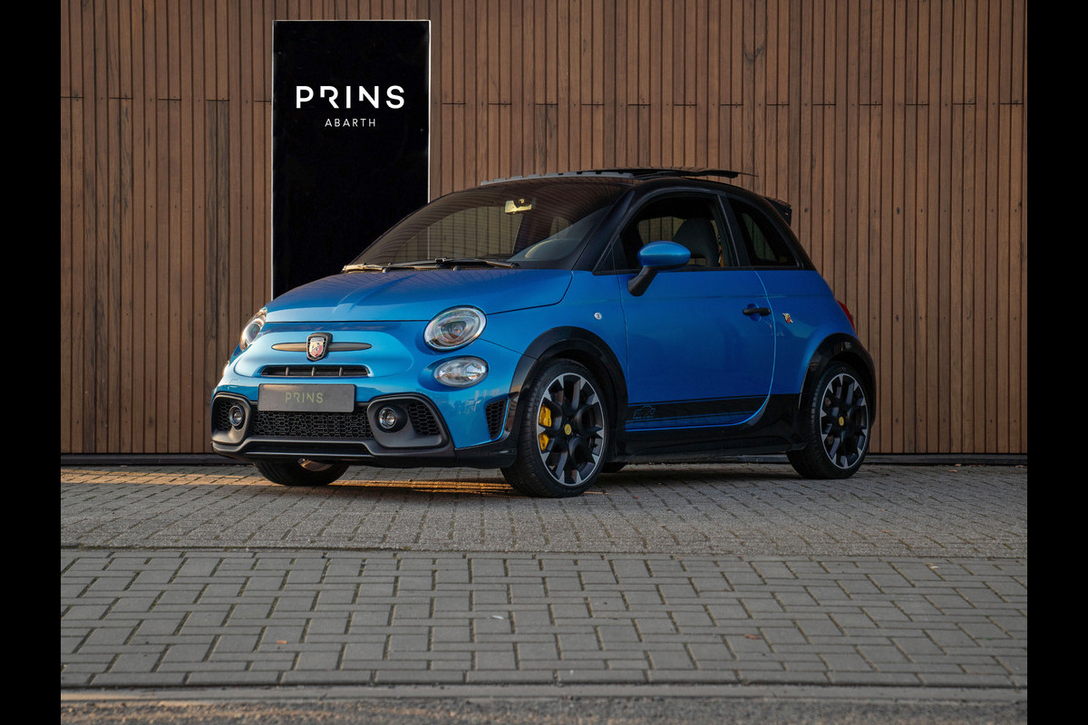 Fiat 500 Abarth 695 Tributo 131 Rally | Pano-dak | Handbak | Sabelt stoelen | One of 695 Fiat 500 Abarth 695 Tributo 131 Rally | Pano-dak | Handbak | Sabelt stoelen | One of 695