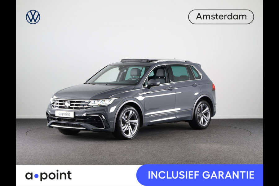 Volkswagen Tiguan 1.5 TSI R-Line Business 150 pk Automaat (DSG) | Verlengde garantie | Navigatie | Panoramadak | Trekhaak uitklapbaar | Parkeersensoren (Park assist) | Achteruitrijcamera | Stoelverwarming |