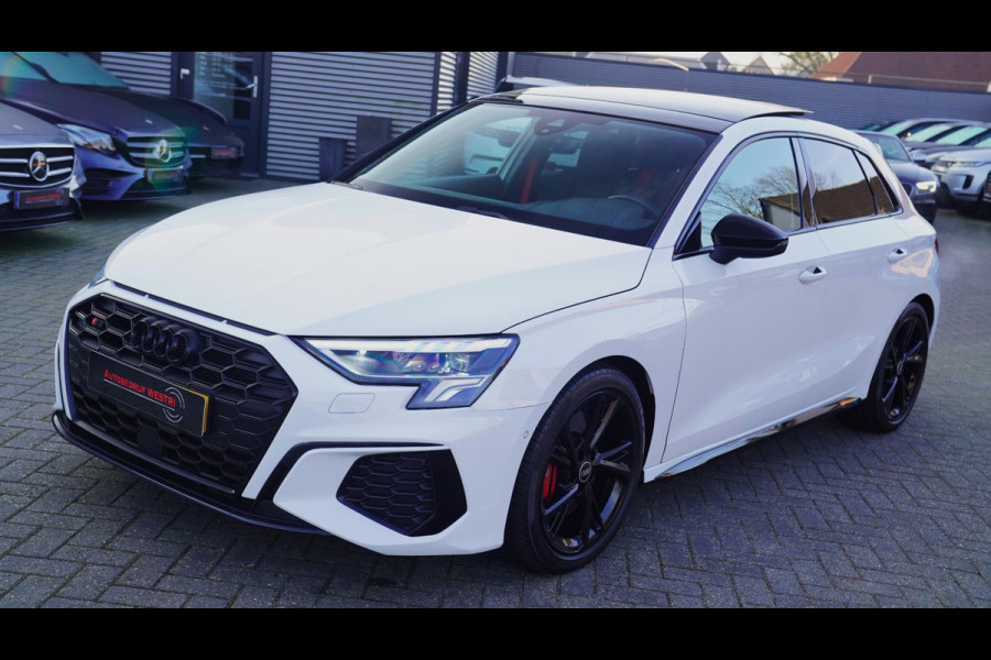 Audi S3 Sportback 2.0 TFSI S3 quattro Edition One | Pano | Achteruitrijcamera