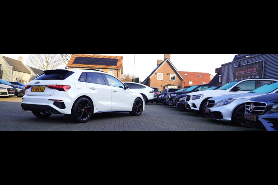 Audi S3 Sportback 2.0 TFSI S3 quattro Edition One | Pano | Achteruitrijcamera