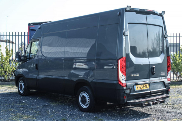 Iveco Daily 35S16V 2.3 L2H2 156Pk Automaat *Camera*Cruise control*