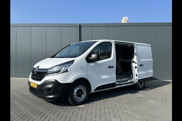 Renault Trafic 2.0 dCi 120 PK / L1H1 / 1e EIG. / 2x SCHUIFDEUR / LED KOPLAMPEN / TREKHAAK / AIRCO / CRUISE