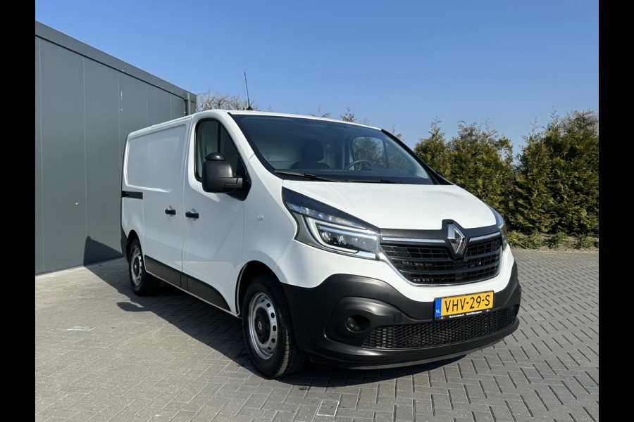 Renault Trafic 2.0 dCi 120 PK / L1H1 / 1e EIG. / 2x SCHUIFDEUR / LED KOPLAMPEN / TREKHAAK / AIRCO / CRUISE