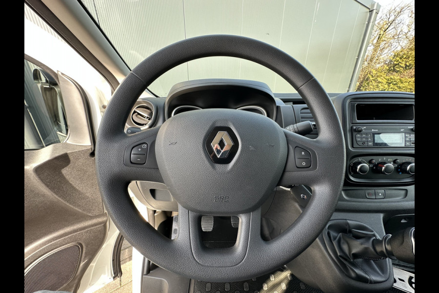 Renault Trafic 2.0 dCi 120 PK / L1H1 / 1e EIG. / 2x SCHUIFDEUR / LED KOPLAMPEN / TREKHAAK / AIRCO / CRUISE