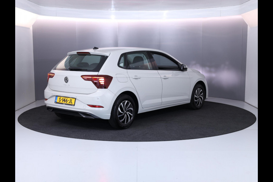 Volkswagen Polo 1.0 TSI Life 95 pk | Verlengde garantie | Navigatie via App | Parkeersensoren | Adaptieve cruise control | LED koplampen |