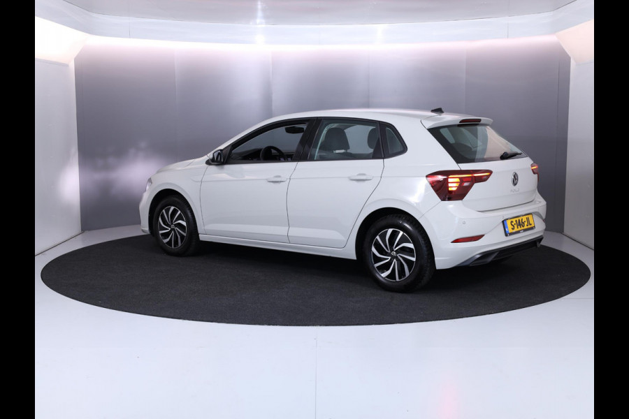 Volkswagen Polo 1.0 TSI Life 95 pk | Verlengde garantie | Navigatie via App | Parkeersensoren | Adaptieve cruise control | LED koplampen |