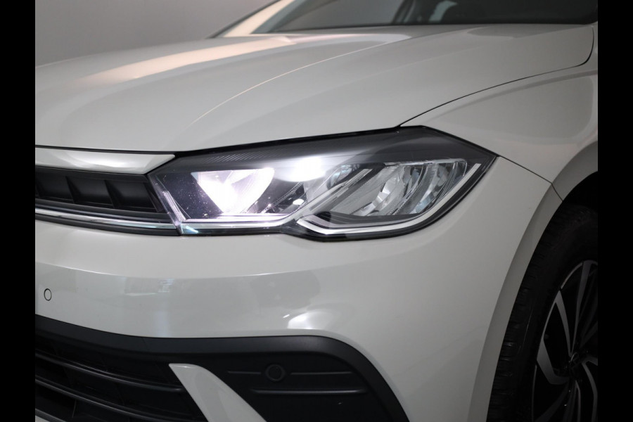 Volkswagen Polo 1.0 TSI Life 95 pk | Verlengde garantie | Navigatie via App | Parkeersensoren | Adaptieve cruise control | LED koplampen |
