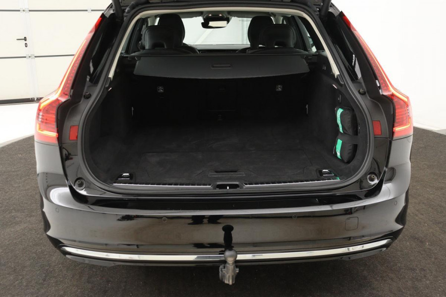 Volvo V90 2.0 T6 Recharge AWD Inscription | Trekhaak | Leder | Stoel & stuurverwarming | Adaptive cruise | Kinderzitjes | Camera | PHEV