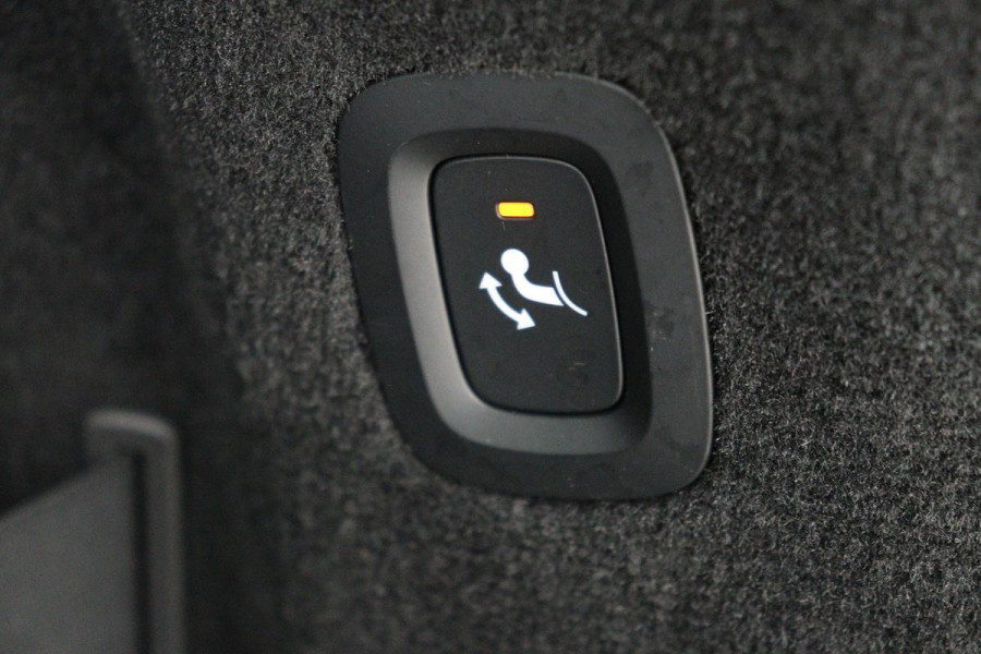 Volvo V90 2.0 T6 Recharge AWD Inscription | Trekhaak | Leder | Stoel & stuurverwarming | Adaptive cruise | Kinderzitjes | Camera | PHEV