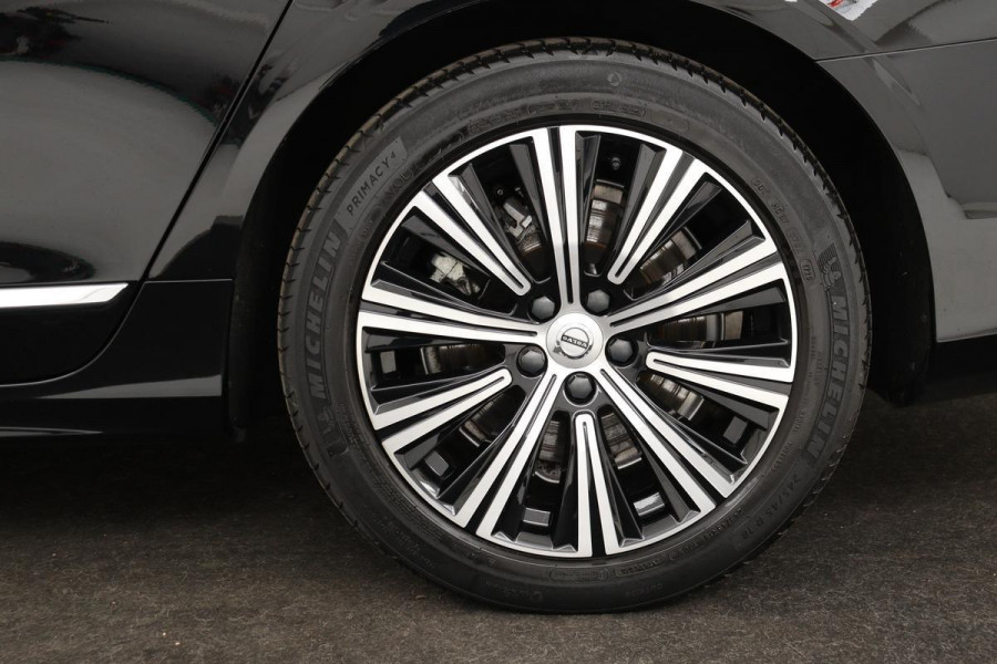 Volvo V90 2.0 T6 Recharge AWD Inscription | Trekhaak | Leder | Stoel & stuurverwarming | Adaptive cruise | Kinderzitjes | Camera | PHEV