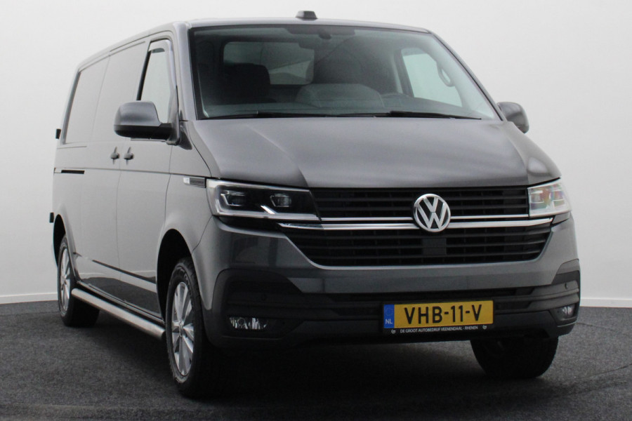 Volkswagen Transporter 2.0 TDI L2H1 DSG 150pk 2x Schuifdeur, Apple CarPlay, Cruise, Trekhaak, 16"