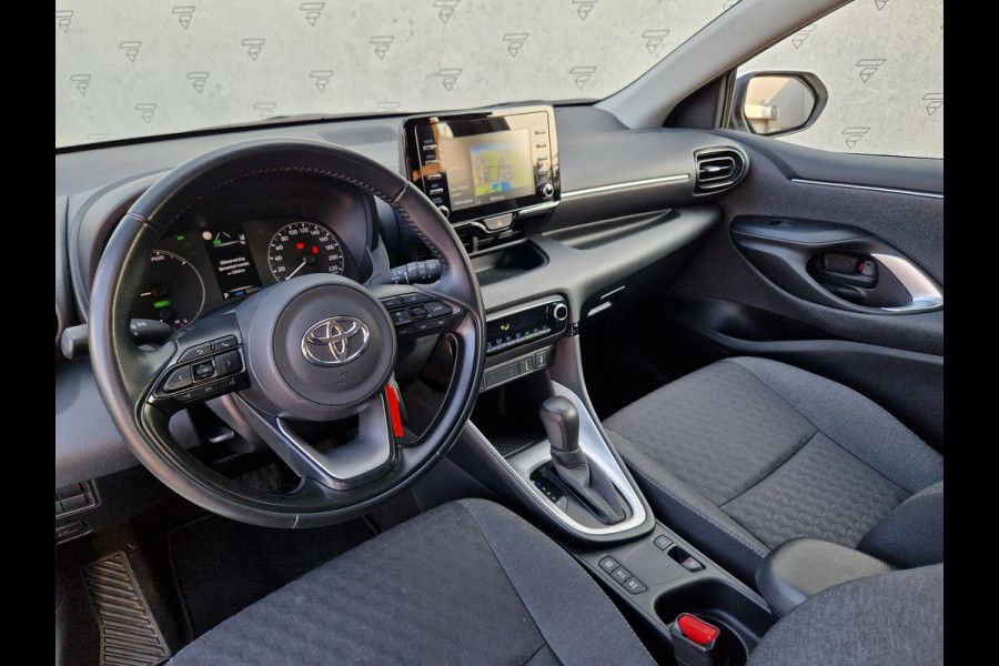 Toyota Yaris 1.5 Hybrid Active | Navi | Apple Carplay / Android Auto | Camera | Stoelverwarming | Cruise |