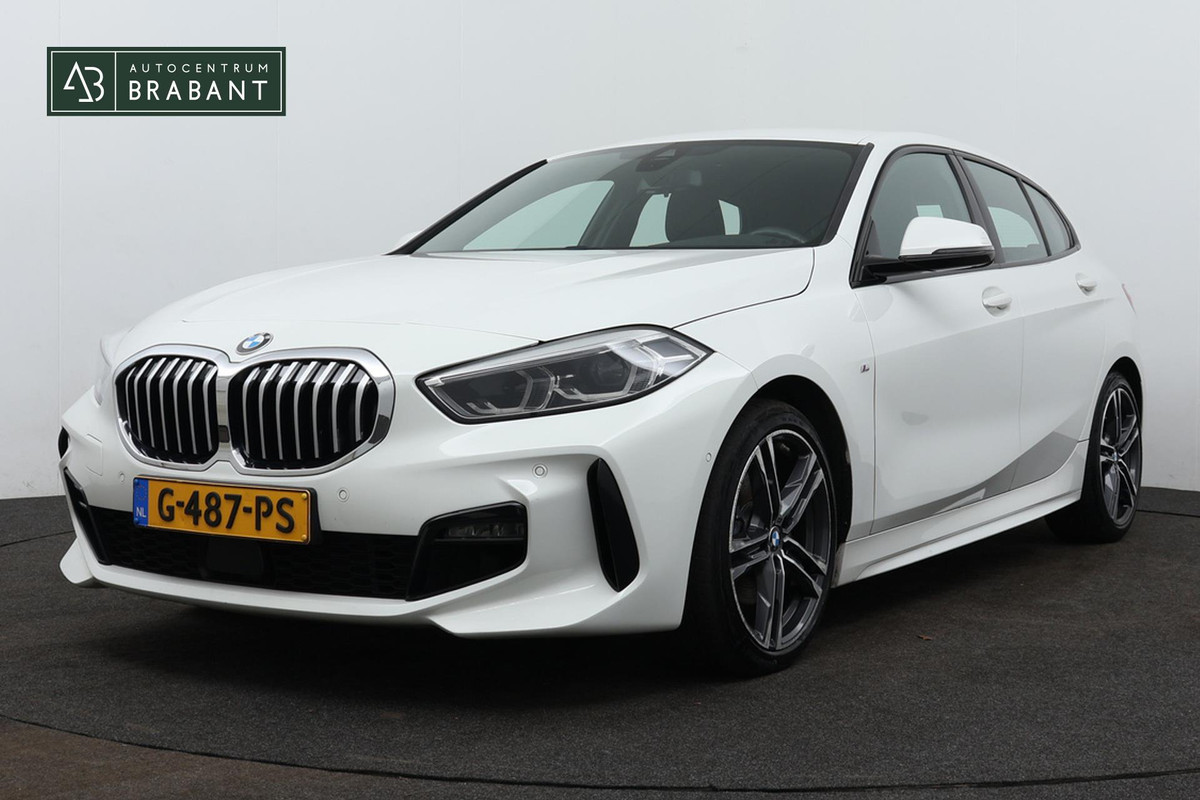 BMW 1-serie 118i Executive Edition M-SPORT (1e Eig, NL-auto, Dealer OndH, Carplay/ Android, Navi-groot, PDC V+A, Cruise Contr Etc)