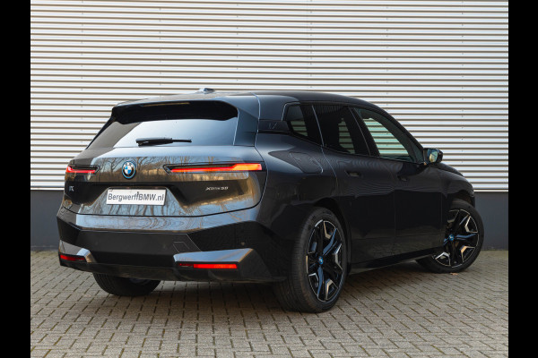 BMW iX xDrive50 - Driving Ass Prof - Sportpakket - Harman Kardon - Laserlight