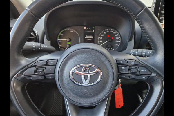 Toyota Yaris 1.5 Hybrid Active | Navi | Apple Carplay / Android Auto | Camera | Stoelverwarming | Cruise |