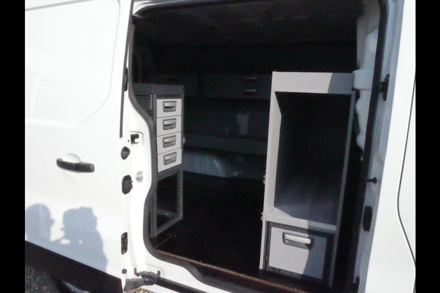 Renault Trafic 2.0 dCi 120PK L1H1 Airco met inrichting