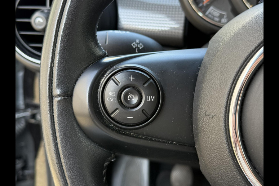 MINI Cooper 1.5 Chili | Sportstoel | LED| Comfort Access | Apple CarPlay | MINI Visual Boost