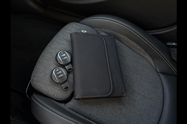 MINI Cooper 1.5 Chili | Sportstoel | LED| Comfort Access | Apple CarPlay | MINI Visual Boost