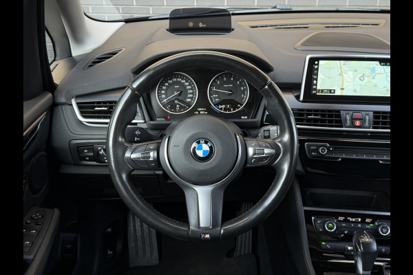 BMW 2 Serie Active Tourer 218i Sport | Sportleder | Head Up | Camera | Adaptive LED |Navi Plus | HiFi Premium