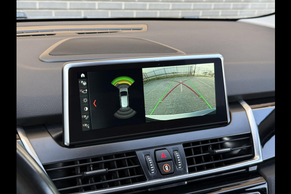 BMW 2 Serie Active Tourer 218i Sport | Sportleder | Head Up | Camera | Adaptive LED |Navi Plus | HiFi Premium