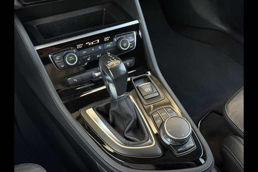 BMW 2 Serie Active Tourer 218i Sport | Sportleder | Head Up | Camera | Adaptive LED |Navi Plus | HiFi Premium