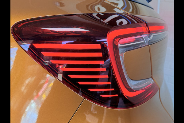 Renault Captur 1.3 TCe 130 Intens | Navi | ACC | Blindspot | Camera | PDC V+A | Stuurverwarming | 100% Dealer onderhouden!