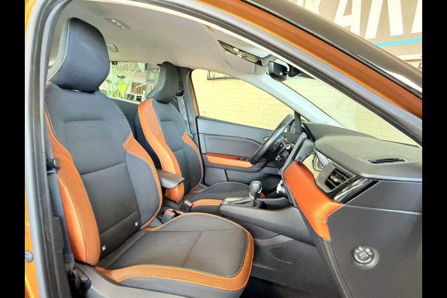 Renault Captur 1.3 TCe 130 Intens | Navi | ACC | Blindspot | Camera | PDC V+A | Stuurverwarming | 100% Dealer onderhouden!