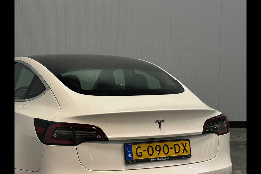 Tesla Model 3 Standard RWD Plus 60 kWh AUTOPILOT