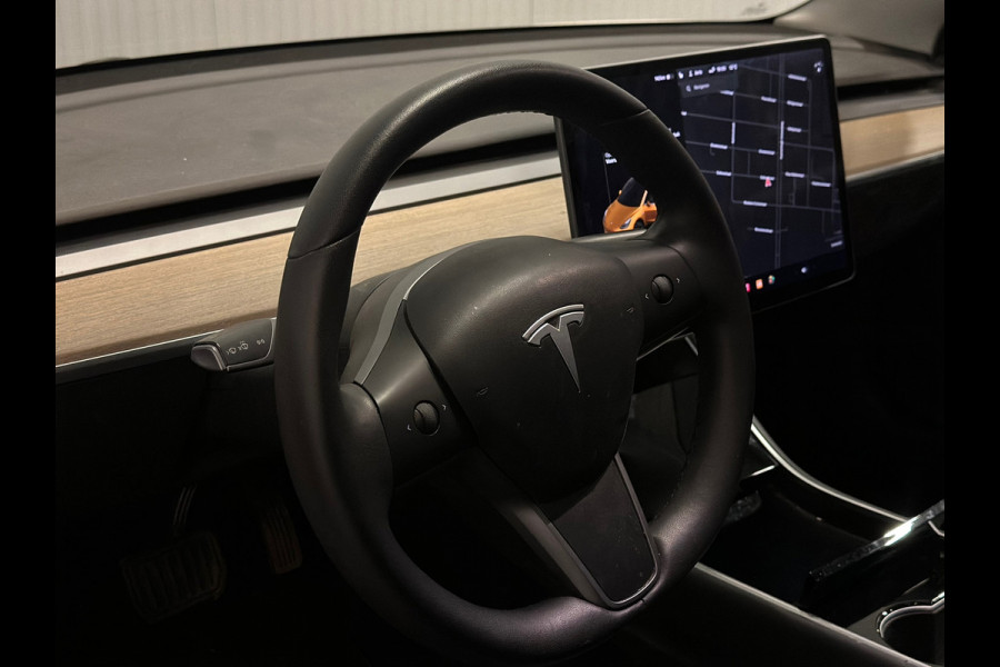 Tesla Model 3 Standard RWD Plus 60 kWh AUTOPILOT