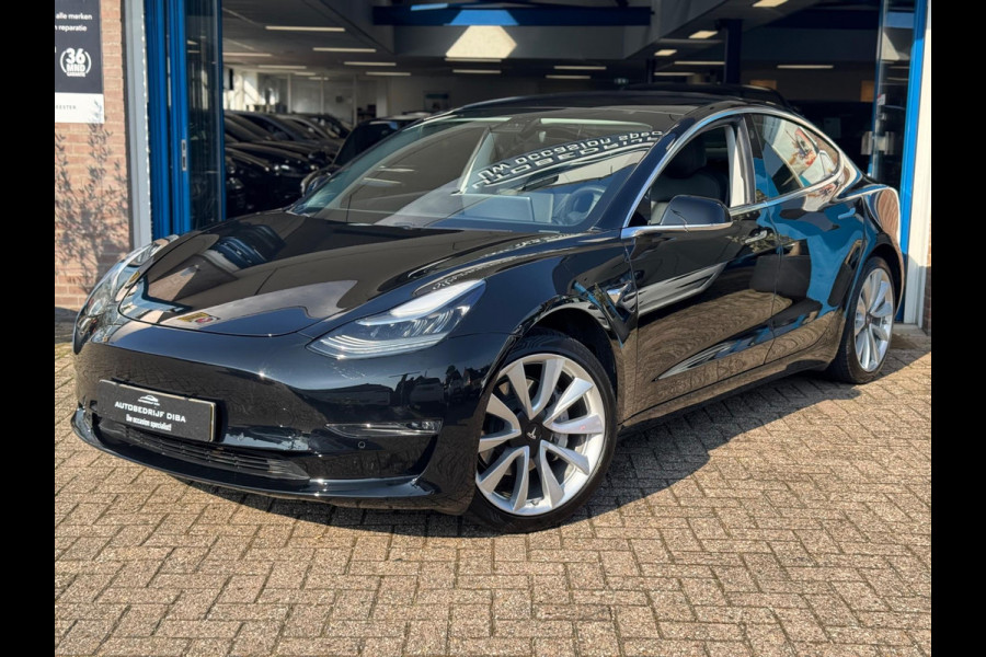 Tesla Model 3 Long Range AWD 75 kWh 2019 ZWART NAVI LM NAP