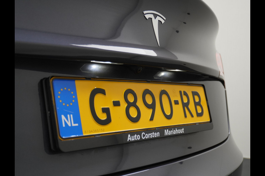 Tesla Model 3 SR+60kWh 325PK 18" AutoPilot FSD-computer 3 Premium Luidsprekers  Leer PanoDak Adaptive cruise Camera's Elektr.-Stuur+Stoelen+Sp Ecc Navigatiesysteem full map LED-a+v Comfortstoelen ACC Dual-ECC DAB Voorverwarmen interieur via App Keyless via Telefoonsleutel One-Pedal-Drive Orig. nlse auto tot 11kw laden thuis! Garantie Accu tot  05-11-2027 max 160.000km 1.584kg licht!