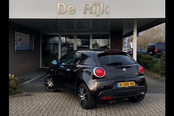 Alfa Romeo MiTo 1.4 T MultiAir Urban 192PK Automaat | Leder, Navi, PDC, Cruise, 18'' LMV, Allseason banden | Goed onderhouden! |