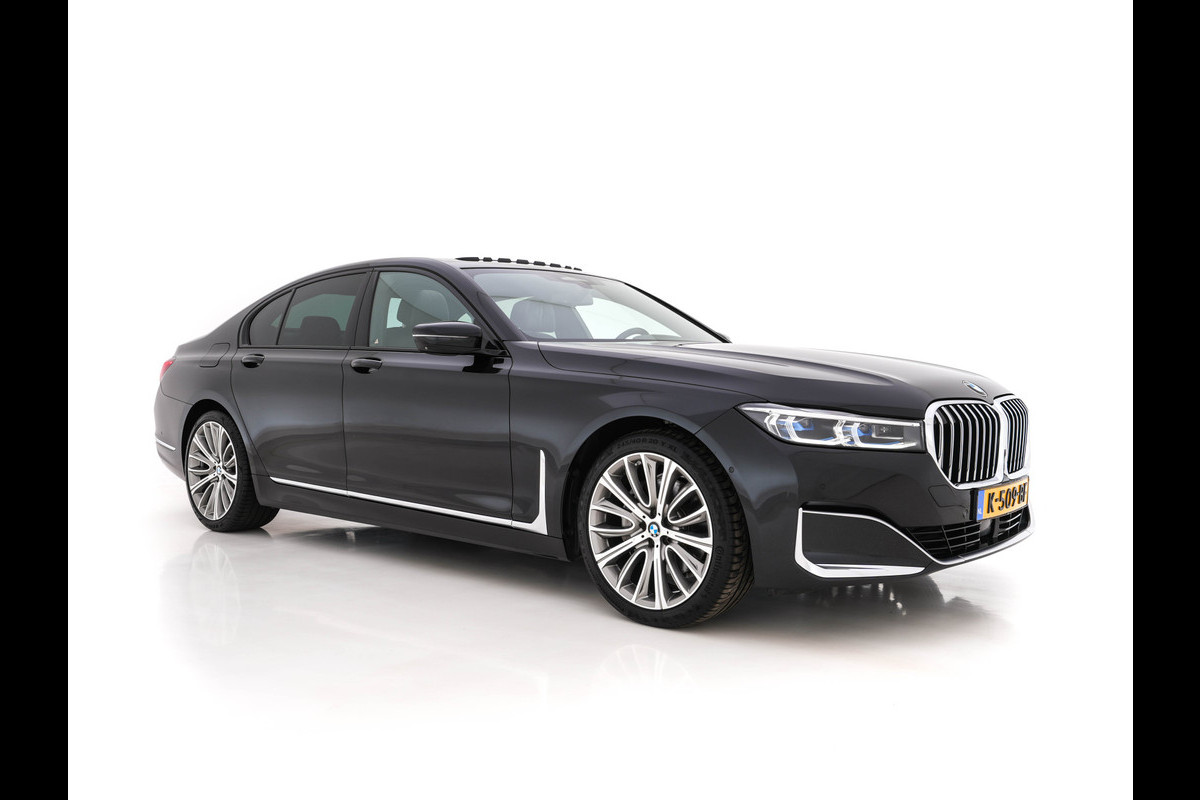 BMW 7 Serie 730d High Executive Aut. *PANO | HEAD-UP | CARBON-CORE | ADAPT.CRUISE | LASER-LED | SOFT-CLOSE | MASSAGE | NAPPA-LEATHER | HARMAN/KARDON-AUDIO | MEMORY-PACK | BLINDSPOT | TOP-VIEW | CARPLAY | DIGI-COCKPIT