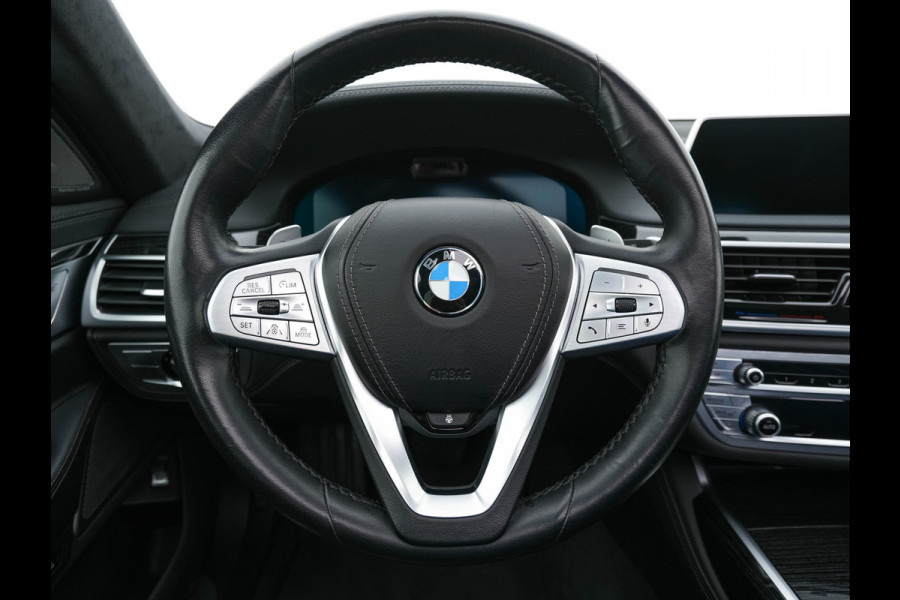 BMW 7 Serie 730d High Executive Aut. *PANO | HEAD-UP | CARBON-CORE | ADAPT.CRUISE | LASER-LED | SOFT-CLOSE | MASSAGE | NAPPA-LEATHER | HARMAN/KARDON-AUDIO | MEMORY-PACK | BLINDSPOT | TOP-VIEW | CARPLAY | DIGI-COCKPIT