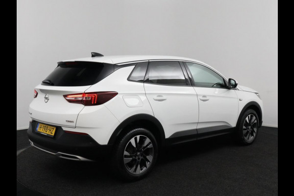 Opel Grandland X 1.2 Turbo Business Executive*AUTO*ECC*NAVI*TEL*CAM