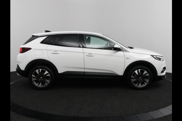 Opel Grandland X 1.2 Turbo Business Executive*AUTO*ECC*NAVI*TEL*CAM