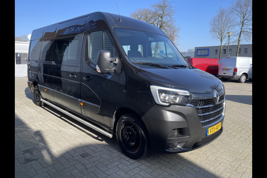 Renault Master T35 2.3 dCi 180pk autoaat L3H2 DC 6 persoons Energy Comfort / vaste prijs rijklaar € 28.950 ex btw / lease vanaf € 518 / pdc rondom / trekhaak 2500 kg / sidebars / airco / cruise / navi !