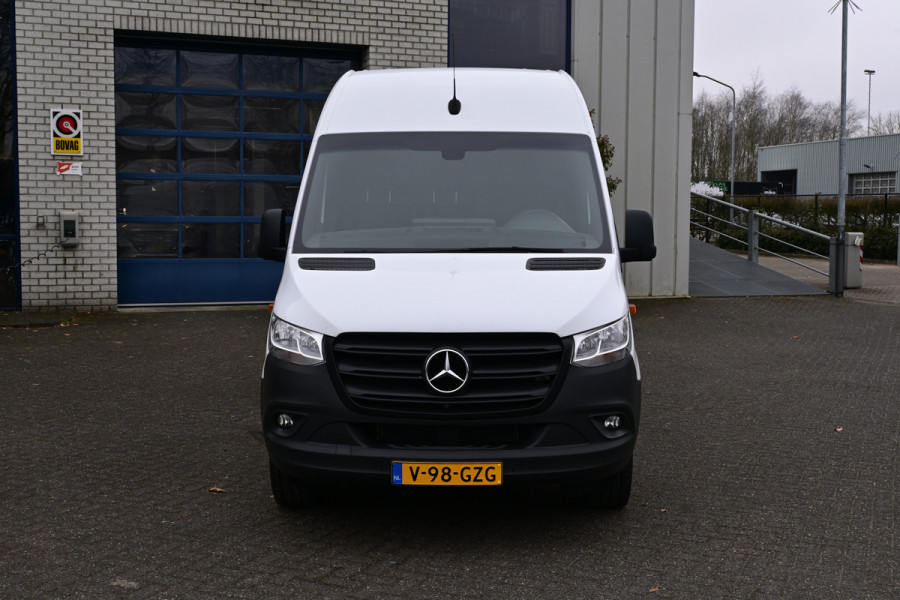 Mercedes-Benz Sprinter 317 CDI L2H2 MBUX met 360 Graden camera, Geveerde stoel