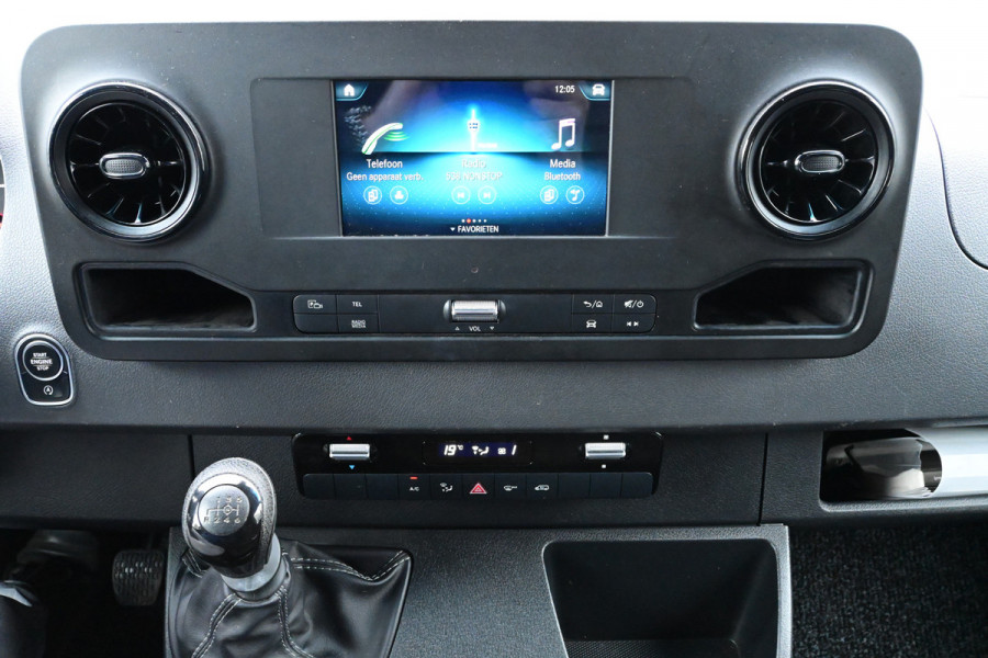 Mercedes-Benz Sprinter 317 CDI L2H2 MBUX met 360 Graden camera, Geveerde stoel