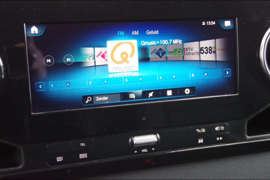 Mercedes-Benz Sprinter 316 2.2 CDI L2H1 TREKHAAK, MBUX 10,25'', CRUISE, STOELVERWARMING, CLIMA, NAVI