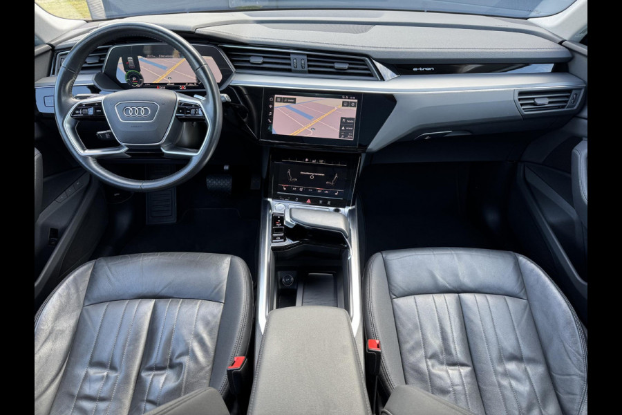 Audi e-tron e-tron 50 quattro Launch edition plus 71 kWh 2e Eigenaar,Navi,Clima,Cruise,Schuifdak,22" LM Velgen,Stoelverwarming,Trekhaak,Leder,BTW Auto,N.A.P,APK tot 12-2025