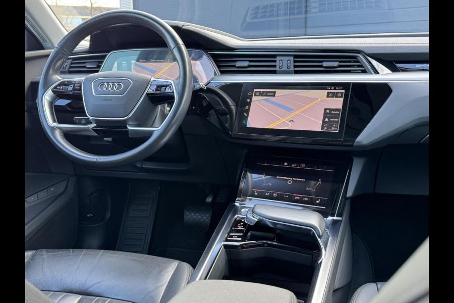 Audi e-tron e-tron 50 quattro Launch edition plus 71 kWh 2e Eigenaar,Navi,Clima,Cruise,Schuifdak,22" LM Velgen,Stoelverwarming,Trekhaak,Leder,BTW Auto,N.A.P,APK tot 12-2025