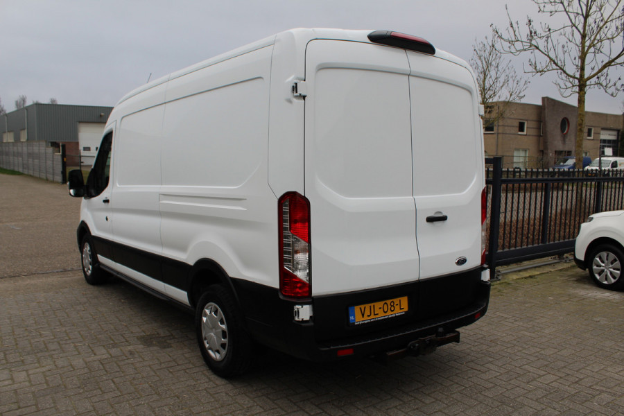 Ford Transit 350 2.0 TDCI 130PK Euro6 L3H2 Trend ✓ inbouwkasten ✓ trekhaak 2,5T ✓ navigatie ✓ camera ✓ apple carplay /  android auto