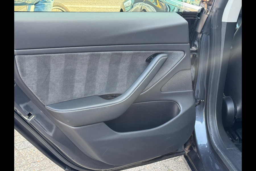 Tesla Model 3 Long Range AWD 75 kWh Panodak Autopilot Topstaat