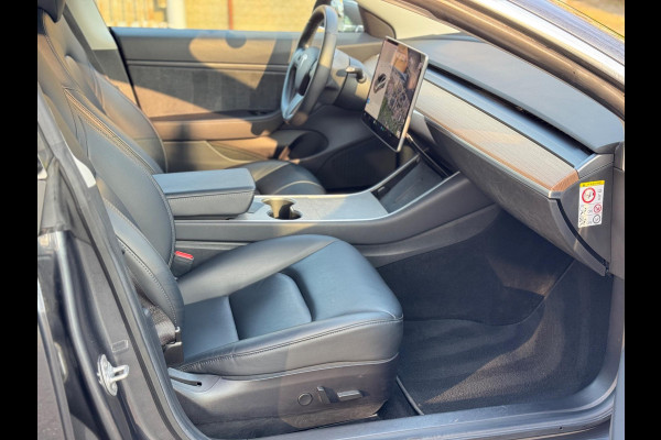 Tesla Model 3 Long Range AWD 75 kWh Panodak Autopilot Topstaat