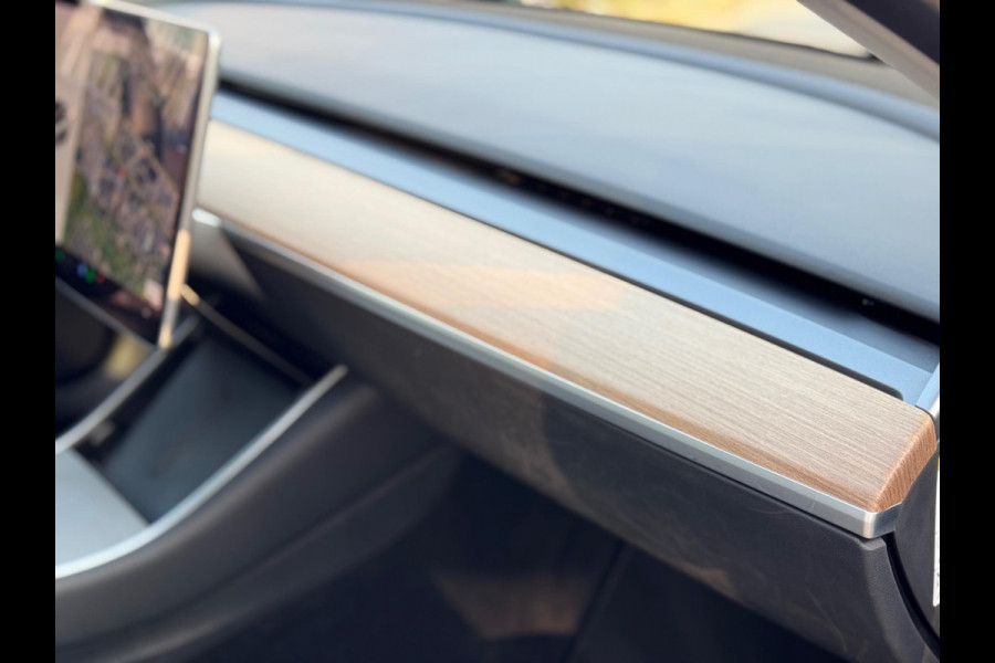 Tesla Model 3 Long Range AWD 75 kWh Panodak Autopilot Topstaat