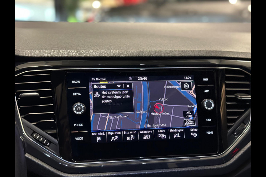 Volkswagen T-Roc 1.5 TSI|R-Line|PANO|BOMVOL!