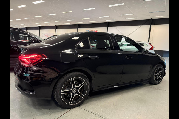 Mercedes-Benz A-Klasse 250 e AMG PREMIUM SFEERVERL/V-COCKPIT/NAVI/DAB/LED/CARPLAY/CRUISE///