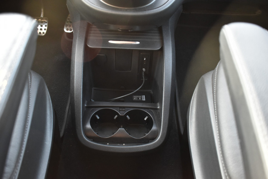 Mercedes-Benz V-Klasse 300d Lang DC Avantgarde Luchtvering Camera afneembare Trekhaak Carplay Stoelverwarming/koeling